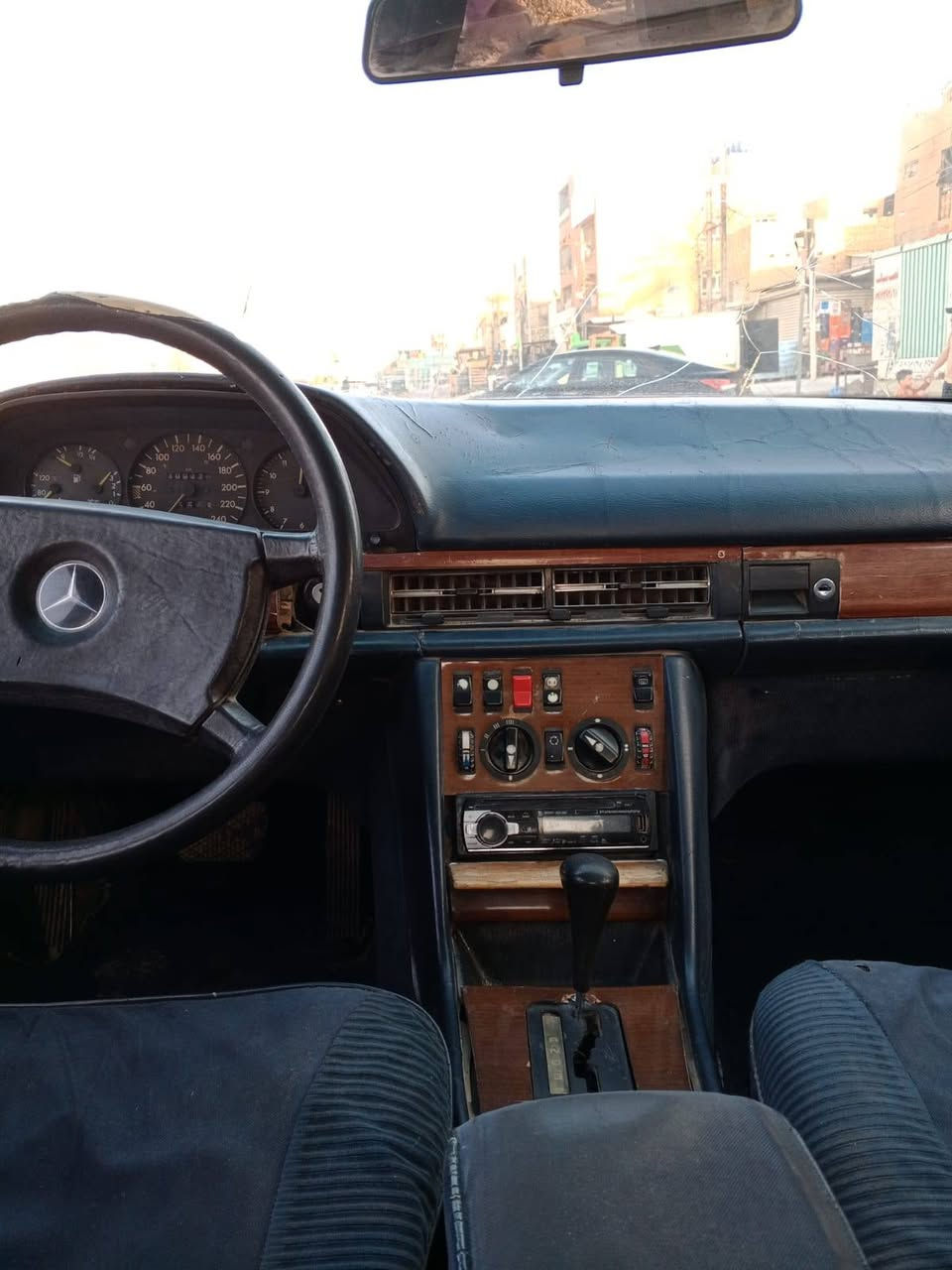 (((ارخص مارسدس بلعراق)))
سيارة بلادية ترايها للبصرة 
شلعة ومعدل تاكل الكاع
مارسدس رئاسي موديل 1985 
رقم شبه مميز 
حجم 280 مكينه تابوت
كير جديد خير من الله 
سيارة بدون حادث كشرها حلو يخبل مثل الصور
كهربائيات تخم تاير كله جديد غرفتها لون نيلي 
سنوية لل 30 
رقم دولي تحويل مباشر شرط التحويل 
لايت عالي ناصي زنون 
السعر:  36 وبيها مجال للطيبين
العنوان : بغداد الشعب يم سوك شلال 
الرقم : *********** خابر وتدلل ميكون خاطرك الا طيب 
والرقم بيه واتساب
