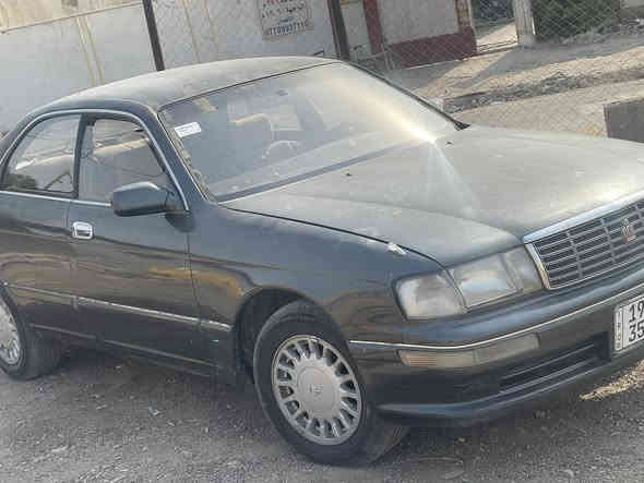 سلام عليكم 
كراون بطى منفصل موديل 2000 رقم كربلاء الانكليزي بسمي تحويل ثاني يوم سنويه لل 2027 بدون ضربه قويه لا شاصي لا لغد كير مكينه خير من الله جدد غرفه نضيفه 5 ويلكب تبريد شغال كهربائيات كلهه شغاله
العنوان : بغداد اليرموك 
الهاتف : ***********
السعر :  $50 وبيه مجال بسيط حك الجيه
