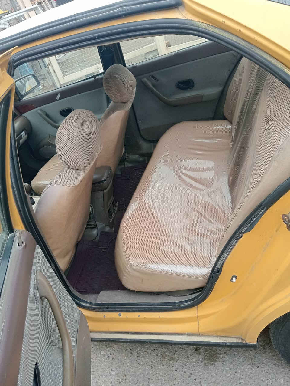 سلام عليكم سياره سمند مديل 11
سنوويه بسمي تحويل ثاني يوم
سياره هذني كدامكم 
تاخذ مني مصفره سياره 
سعر سياره 26وبيها مجال حك جيه 
رقم ***********
