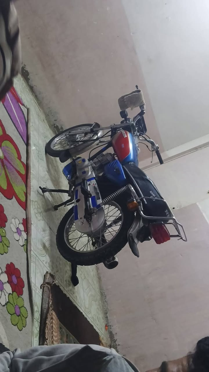 دراجه  للبيع ارشا موديل 2018 المكينه  23  اوراق اصولي بعدهن بل جيس نضيفات دراجه خير من الله السعر 550وبيها للشراي المكان كوت زين القوس***********‬‏ مكينه 23 اني مكلف بلنشر مكلف بلنشر رقم راعيها☝
