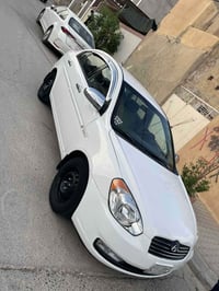 اكسنت ٢٠٠٩ • گير عادي • رقم كركوك