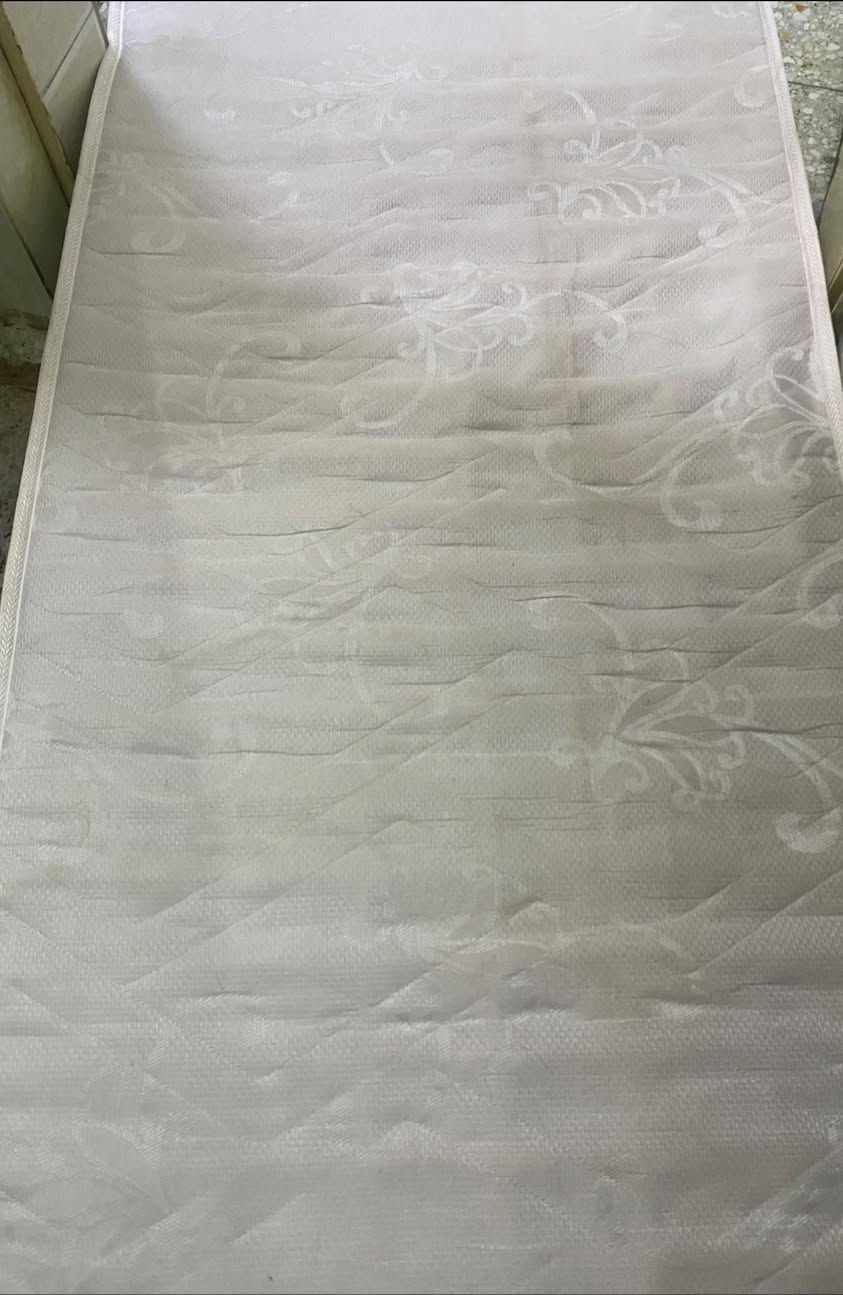 اعادة النشر بسبب الوعود الكاذبة
السلام عليكم دوشك نفر و احد سبرنك للبيع السعر قيمي واخذي مستعجلة ع بيعتة جديد بعدة


**إذا كنت صاحب هذا الإعلان وتريد حذفه لأي سبب، رجاءا أرسل رسالة إلى الدعم الفني**