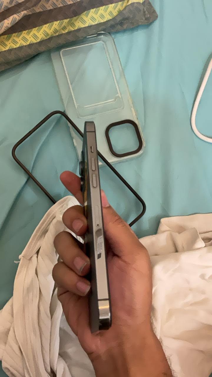 ايفون ١٢ برو ماكس دبل خط
ذاكره ٢٥٦  نضافه كدامك ١٠٠٠٠٠٠
بطاريه ٧٨
تلجهاز مبدل فقط شاشه ونوع الشاشه gx ب١١٠ بدلتها 
ولكامره الاماميه بيها شوي تراب يرادله تنضيف
بيع ب ٣٢٥ قفل 
او مراوس مع ١٣ عادي بدون فرق
او ١٣ برو وفرق


**إذا كنت صاحب هذا الإعلان وتريد حذفه لأي سبب، رجاءا أرسل رسالة إلى الدعم الفني**