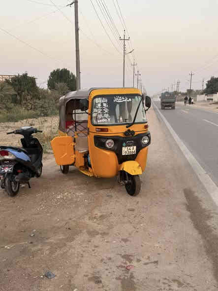 سلام عليكم تكتك موديل22رقم وسنويه شركة مجفتة مبدل بي بستم ولبدي شوف العين بي خياسات شوي السعر سبعة ونص الرقم ***********
