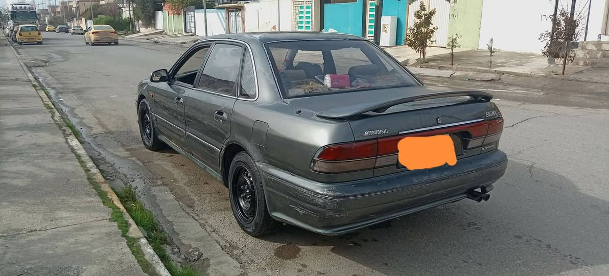 مستبوشي سگما موديل 92 محرك و كير  شرط فول تومامتيك تبريد شغال سقف بوند صندوق تقحيل طخم تاير جديد
بيها بالداير يم قبغ البانزين صبغ فقط

رقم نينوى مشروع وطني شرط التحويل 

مكان السياره موصل حي عدن
السعر 40 وبيها مجال
ملاحظه : مكلف بالنشر لحد يدخل خاص للاستفسار الاتصال على الرقم ‏‪***********‬‏
