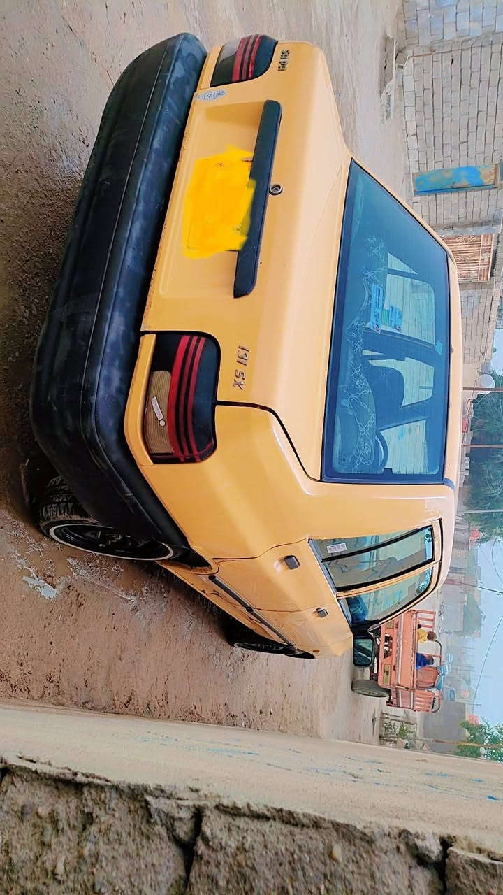 السلام عليكم سايبه للبيع موديل 2015 مكينه بيها بخار سياره شغاله كلشي مابيها كيرها حلو سنويه مجدده 2027   مشط جديد. تخم تاير حداديه جديده. كهربايات شقاله من الطول الطول وراعيها موجود 
 العنوان البصره الزبير السعر 23 وبيها مجال التواصل غير متواجب عله الفيس عله رقم فقط ‏‪0784 790 7149
