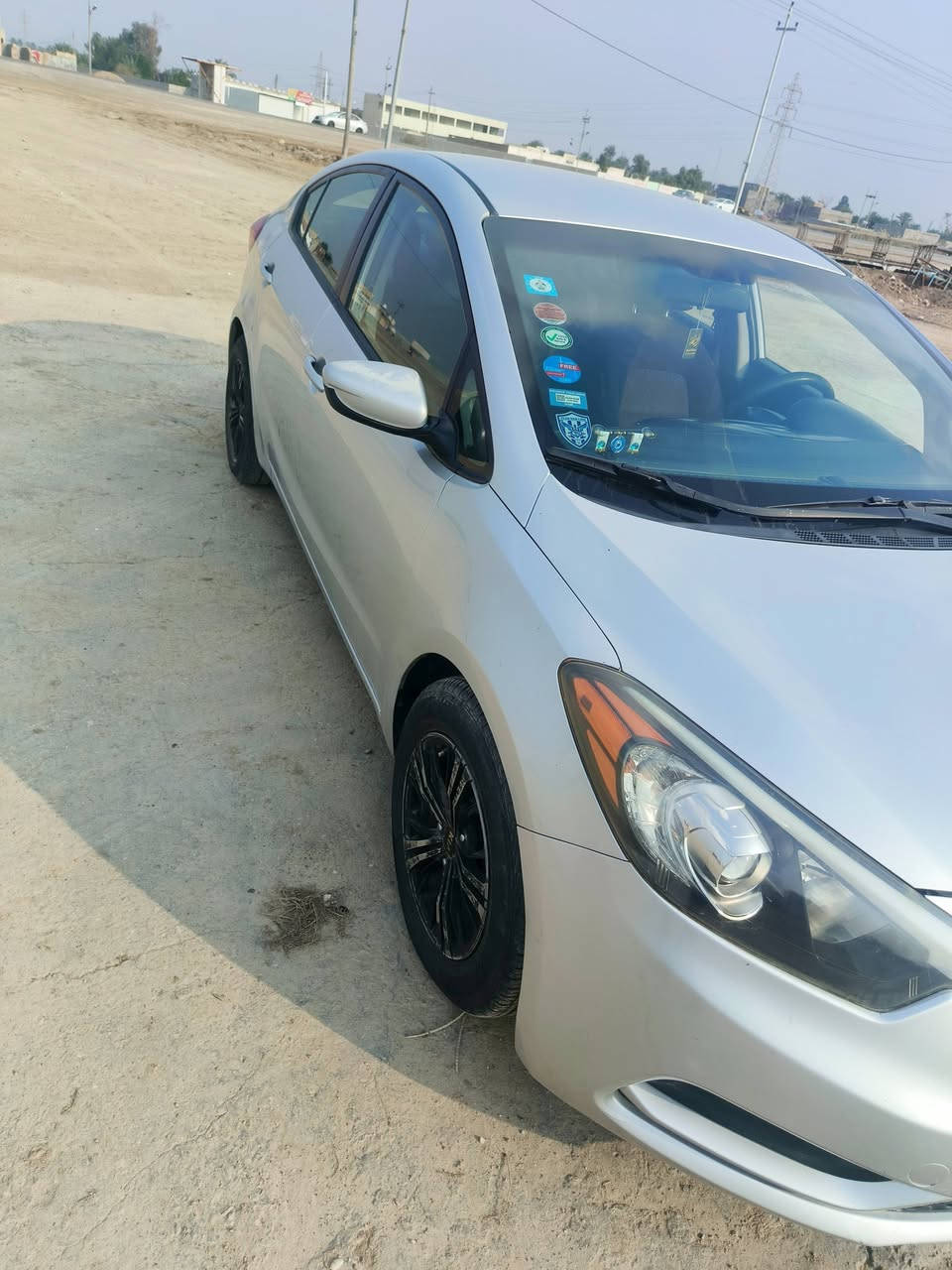 السلام عليكم 
للبيع سياره كيا فورتي 14 ورد أمريكي مكينه 1800دوش  كير عادي 6نمر مكينه كير مكفولات سنويه جديده رقم نكليزي مشروع وطني راعيها يريد تحويل قطرت معجون ما بيها ضربتها باب السايق مبدل والجاملغ الأمامي مصبوغ لليبل واحد عده للباب مبدل فقط سونارها موجود بالمنشور سعرها 88 وبيها مجال رقم الهاتف *********** ميسان المجر @إشارة
