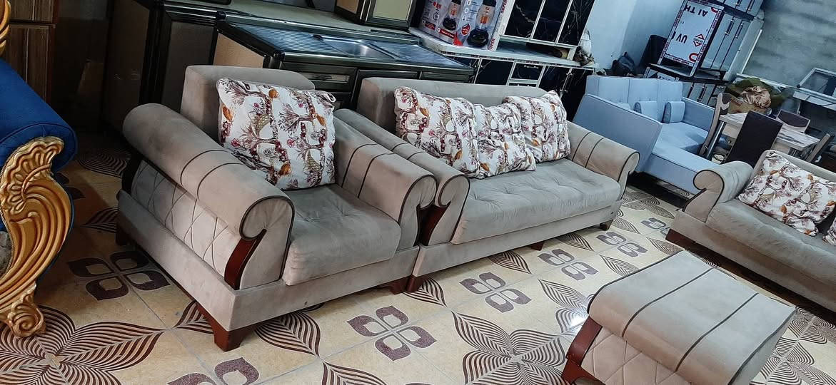 معرض العماد//تخم تركي ابو الكوش مستخدم نضيف للأستفسار ***********//*********** كركوك, العراق
