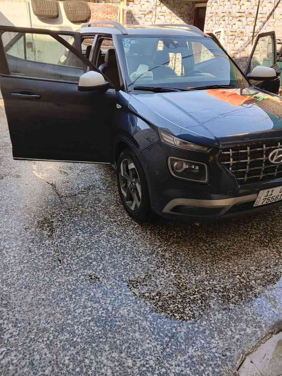 السلام عليكم
 للبيع او مراوس حسب القناعة 
هونداي فينيو 
موديل ٢٠٢٠ 
ماشيه ٨٨ الف 
حادثها جاملغ وبنيد سياره جاهزه بدون نقص 
مواصفات كاملة عدا الفتحة
شاشه 
كامره 
تحكم ستيرن 
حساسات 
محرك 1600  كير At المرغوب 
رقم بغداد
مكانها بغداد
السعر 108 وبيها مجال 
بدون خاص 
الاتصال بالرقم ***********
