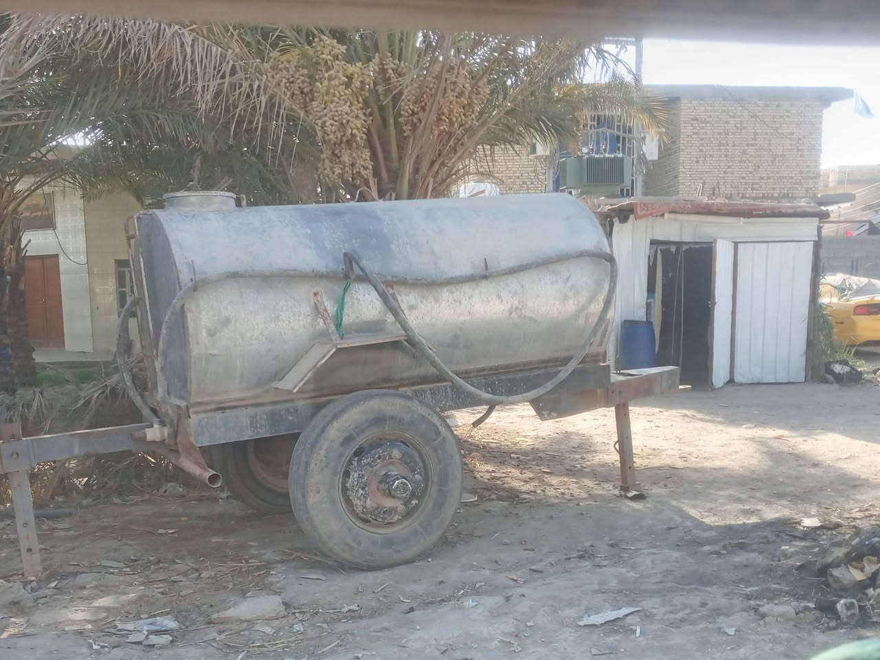 السلام عليكم  مقاطير لبيع نضيفات كلش وحده مغلون وثانيه حديد الثقيل مكان ذي قار قضاء الرفاعي ***********
