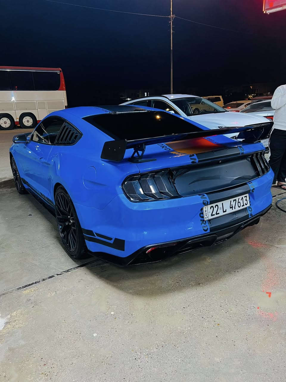 سلام عليكم
فورد موستنك اللون مميز سمائي 
مديل ٢٠١٧ 
V6
حادثه امريكه جاملغ او بنيد بدون دواخل جه السكن
حادث بالعراق دور جاملغ خلفي جنه سكن
مواصفات عاديه 
 عليه كزوز طرب  
ماشيه ١٦٥ الف
رقم اربيل + سياره بسم اخويه 
سياره مبرمجه فتح سرعه وفصلات بك فاير   
مكان سياره بابل 
السعر ١٦٠ $  بيه مجال
تواصل واتساب فقط  
***********
