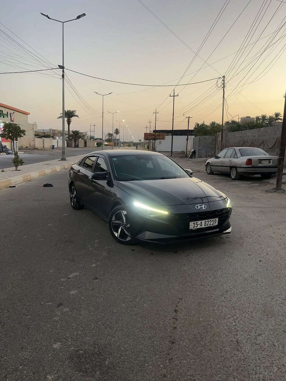 #النترا_

السلام عليكم..هونداي النترا  2023 

وارد امريكي ضرر خلفي بسييط 

( 

( ليبل واحد ☝️ كل السياره ممبدل اي قطعه )

بجم كبس كله بلادي لغد شاصي بدنه براكيت راديترات تبريد دعاميه كله وضع شركه محرك كير صدر تبريد كهربائيات كله بلادي شركه

( ابيع على الفحص وين يعجبك افحص)

( السياره جدييده جداً ماشيه 79 ) 

🛑محرك 2000 Doch دوش

🛑 بصمه تشغيل وابواب وجنطه

🛑تشغيل عن بعد ⚡️

🛑صندوق ذكي يفتح عند الاقتراب 🚶🏻‍♂️

🛑كامره دوراه 

🛑شاشة لمس تدعم نظام Android Auto +Car play /Gps

🛑رادارات 360 درجه

 🛑رادار جانبي النقطه العمياء ⚠️

🛑رادار خلفي ‼️

🛑رادار امامي ❗️تحديد مسار+ سياقة آليه

🛑توقف ذاتي 🚳 عند الاقتراب من سياره 

‏🛑‎فول تحكم ستيرن

🛑كروز مثبت سرعه 

🛑‏ تبريد شاشه بيانو منفصل +كشنات تدفئه

🛑وضعيات قيادة .Smart‏-Sport-Normal

🛑اوتو هولد @/اطفاء المحرك الذاتي

🛑منافذ Usp / /12v

‌‎🛑نظام ABS/مانع انزلاق

🛑شاشه ظبط بل دشبول

‌‎🛑 حساس اطارات

‏🛑‎ویل کب كروم 

السياره جاهزه ونظيفه بدون نواقص ترايها زيرو 
مكان السياره الصوفيه. ‭٠٧٨١ ٥٩٤ ٥٠٧٧‬
