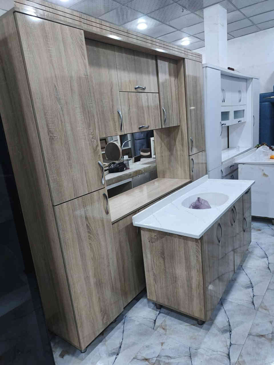 تم تنزيل الحاويه اثاث منزلي باله وجديد
 نواع الاغراض المنزليه 

العنوان الناصريه الاسكان الصناعي نزلت الجامع الكبير 
بالبدايه  ثاني مجمع ع يدك السيره مجمع اسعد النعيمي للاثاث المنزلي  ((الاسعار خاص)) 

رقم الهاتف ***********

رقم الثاني ***********
