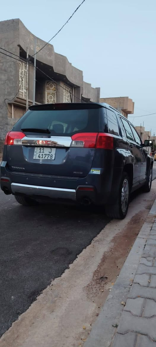 السلام عليكم جمسي تيران ٢٠١٣ خليجي رقم بغداد مشروع وطني سياره جديده على الشركه مالك واحد مكان السياره واسط مركز المدينه السعر ١٣٥ للاستفسار ***********
