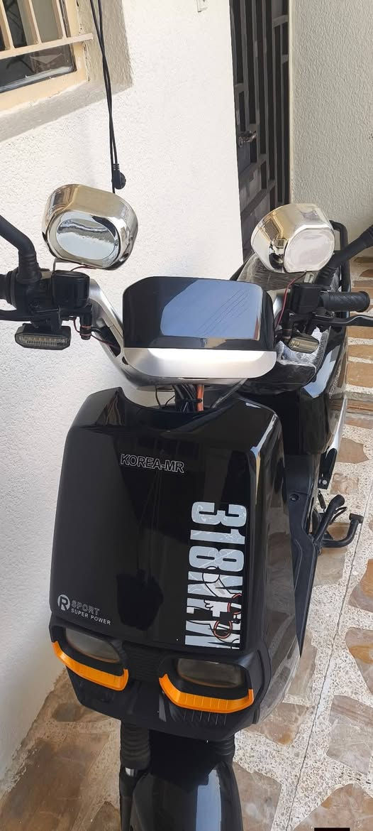 ماطور للبيع318
6باتريات دبل
4سرعات 
سويج وبصمات كرت
للبيع او مراوسة ب ايفون13
شراي اتصل ***********
غير متواجد على النت  البيع بالنقد بس مابيع اقساط
