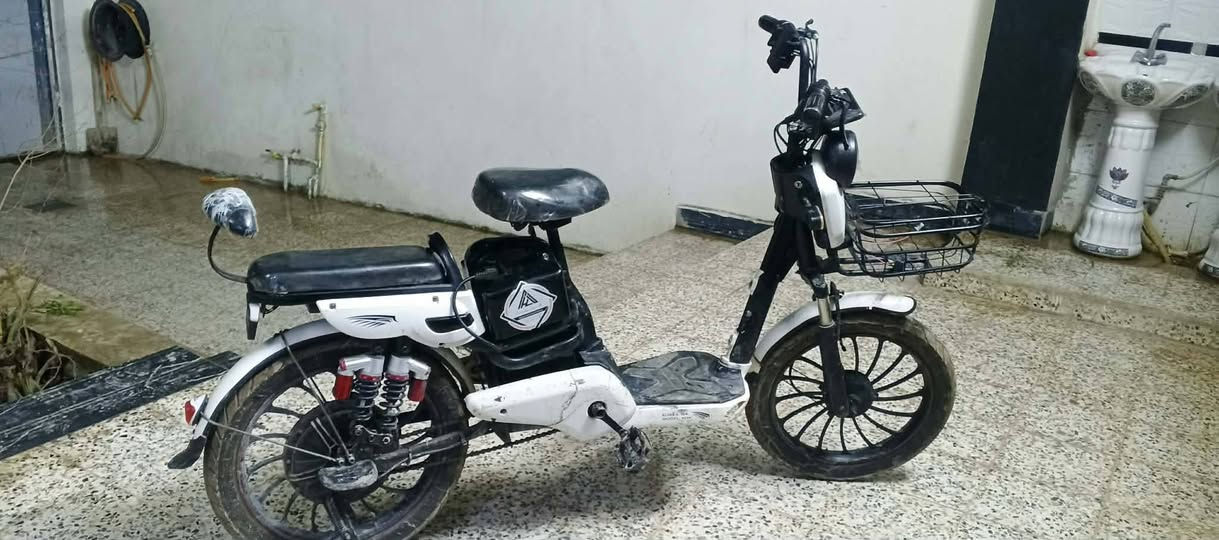 بسكل شحن للبيع شرط شغال بطاريات شرط جدادالسعر250 رقم 0751
7014534


**إذا كنت صاحب هذا الإعلان وتريد حذفه لأي سبب، رجاءا أرسل رسالة إلى الدعم الفني**