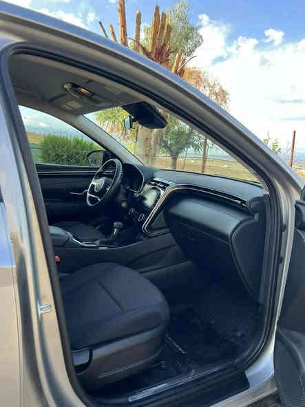 السلام عليكم توكسان 2024 sel ☑️
دخول جديد منفيس باسمي تترقم شمالي فول مواصفات عدا الفتحة والجلد ***********

مواصفات 
١-رادارات خلفية و جانبية ✅
٢-بصمةتشغيل+بصمة ابواب✅
٣-شاشة كبيرة تحتوي  كار بلي ✅
٤- تحكمات تبريد لمس بيانو بلاك✅
٥-تحذيرات  بالمري✅
٦-فور ويل✅
٧- خمس انظمة قيادة✅
٨-فل تحكمات ستيرن (مثبت سرعة وتحديد مسار وغيرها )✅
٩- كرسي✅
١٠-چنطة كهرباء ✅
١١-مانع انزلاق✅
١٢- اوتو هولد✅
١٣-هاند بريك ذكي كهربائي✅
١٥-شاشة اعطال ✅
١٦- كراسي قلابة ✅
١٧-بيها منافذ شحن كاملة واير و شاحن ماك سيف جاهز بلادي ✅
١٨-كامرا خلفية ✅
١٩- لايتات لد ✅
٢٠-قطع تبريد خلفية✅
( صور الحادث مرفقة موجود رقم الشاصي )
السيارة نظيفة حيل والصور ظالمتها
ماشية( 18 ) الف والسعر ( 175 )
📍العنوان / دهوك  برده رش
📱للتواصل ***********
موجود واتساب ☎️ اكر
