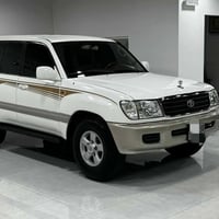 تويوتا • لاندكروزر • لاندكروزر 2000 • سيارة دفع رباعي • بنزين • محرك 8...