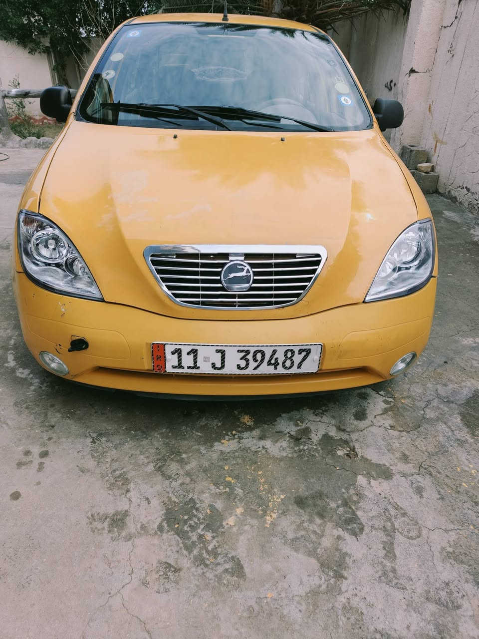 السلام عليكم طيبه 2015 مكينه وكير جدد حداديه وتخم تاير جدد مصفره هيئه وغرامات السياره كفاله من الضربه تبريد شغال بس يحتاج غاز سنويه لل2028 عنواني كربلاء الحر السواده السعر 34 رقمي ***********
