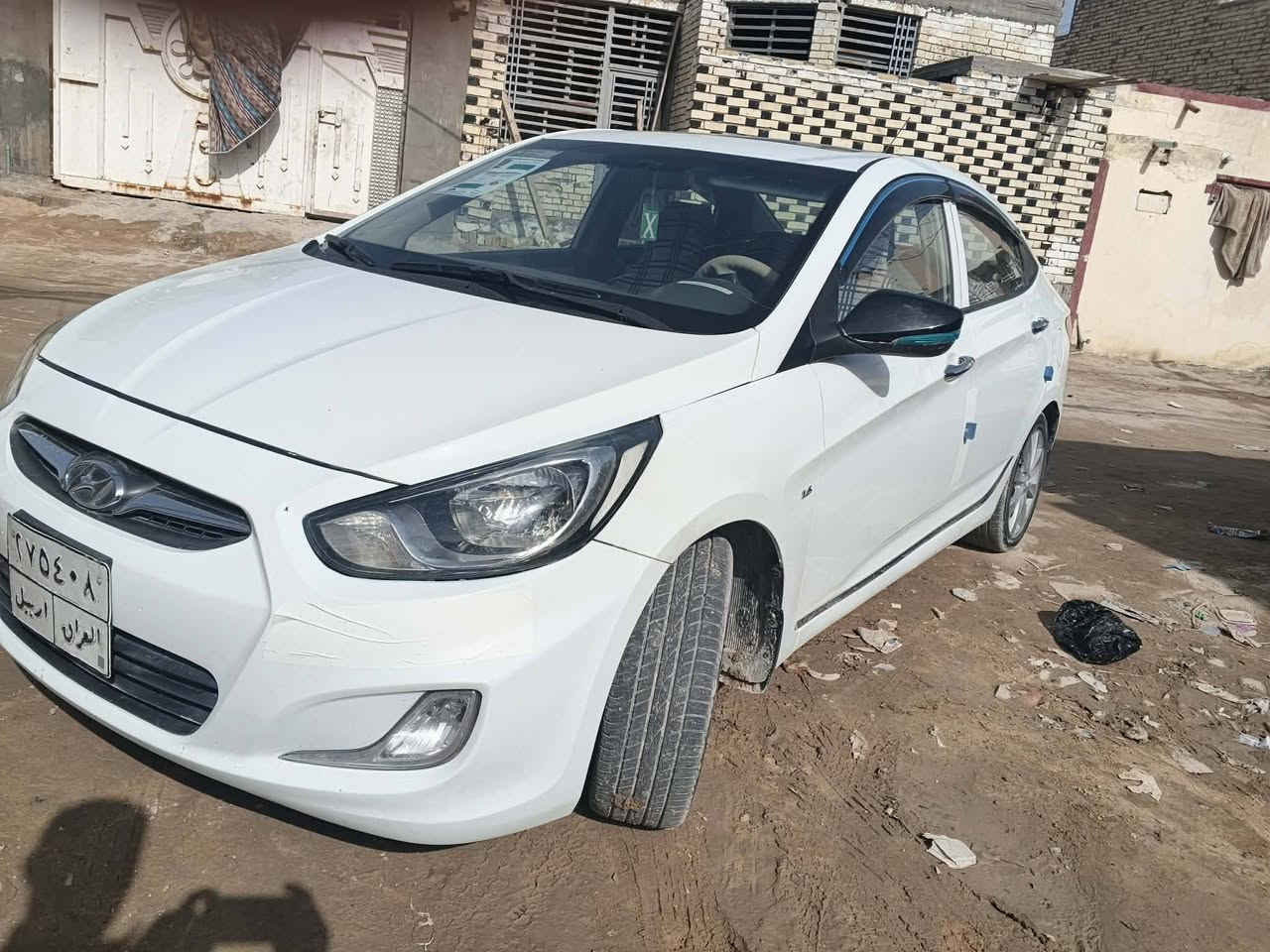 اكسنت موديل ١٣ فول خليجي بيها جاملغ جهت السدر تبديل
وبيها داير الجاملغ صبغ فقط  السعر ٩٢ وبيها مجال *********** نجف
