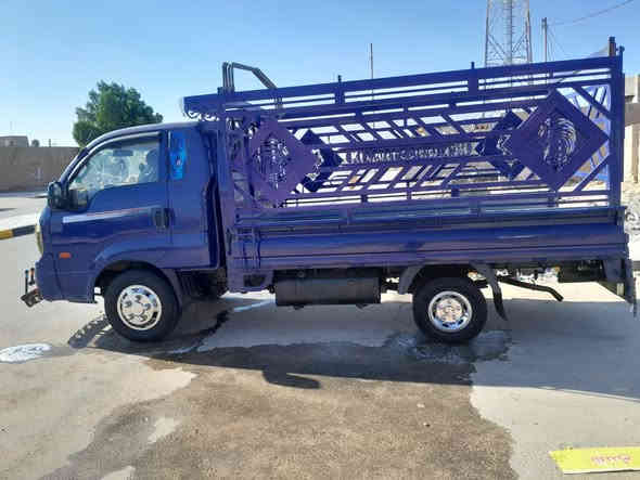 السلام عليكم كية فحل حمل الون ازرق موديل  ١٤ سعرة ٧٥قفل اتصل على الرقم *********** واساب
