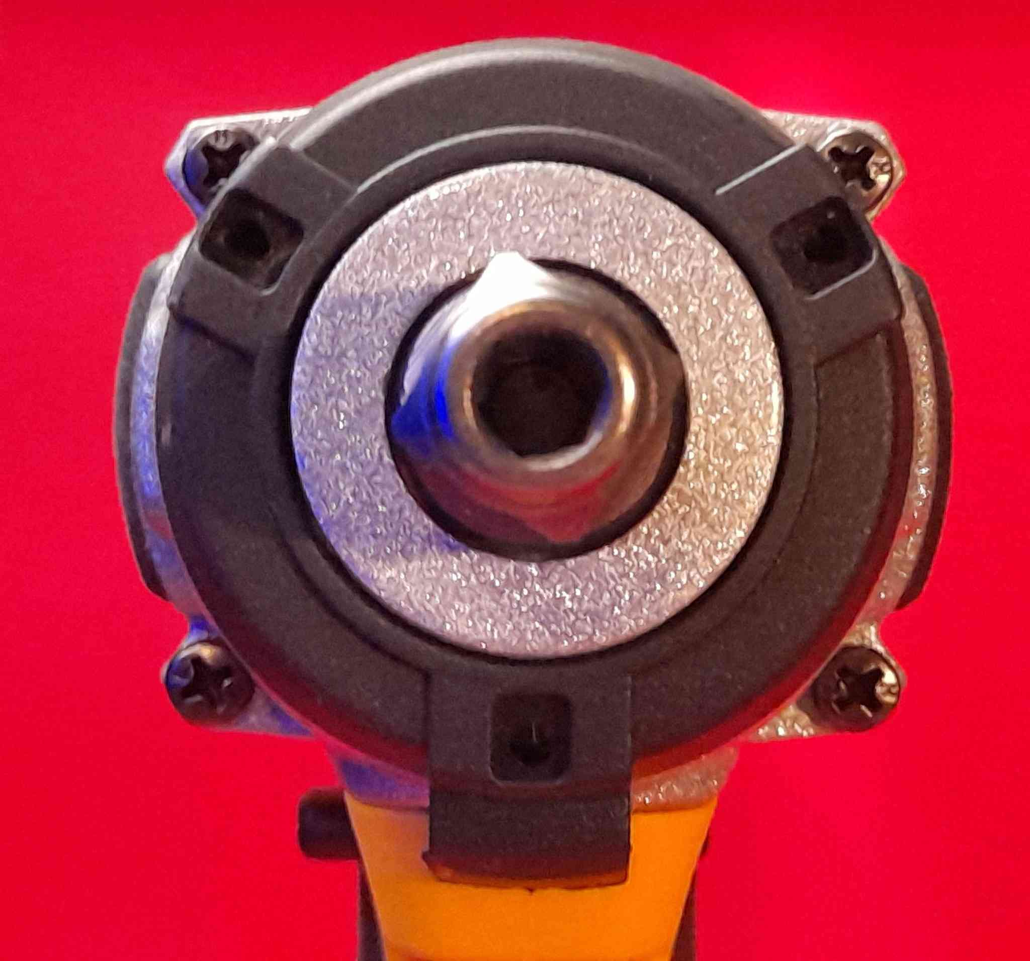 تحفة فنية بهذا الشكل برشلز  الي يفيده فارغ او كامل متوفر


**إذا كنت صاحب هذا الإعلان وتريد حذفه لأي سبب، رجاءا أرسل رسالة إلى الدعم الفني**