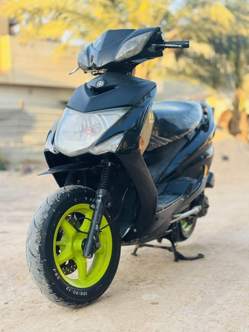 سلام عليكم
سكنس لد كل نقص مابيها شلعه ومعدل فول بوشه ٥٨ ونص كلجات رياضي مكينه خرسه سعر 700 
مكان بابل  سكندريه 
***********
