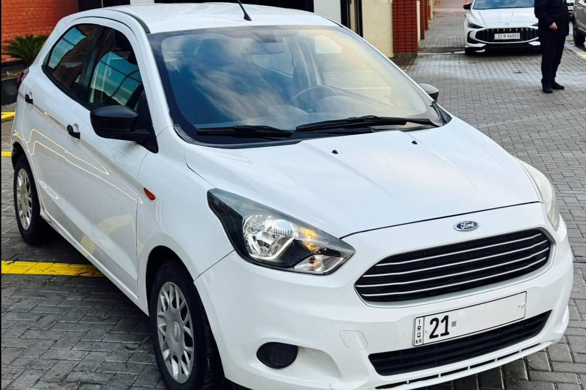 فۆرد فیگۆ 2018 ٤ پستۆن خلیجی 
(٦٩.٠٠٠) هەزار ڕۆشتووە سفری شەریکەی القاسد 
(٢سویچی بیلادی) لەگەڵە فوول مواسەفات 
شاشە بلوتوز ئۆکس usb سووکان ڤۆلیۆم 
وحاسەی دواوە لایت کارەبای بەرز و نزم ئەکات 
چوار تایەی تازە سەنەوی ژێنگەو ڕێگەوبان تا ٢٠٢٩ 
بەناوی خۆمەوەیە تەپەی گێڕی نیە بە شەرت 

سعر: لە کۆمێنت داوای بکە ڕاستەوخۆ بۆت دێت 📩 

گێڕو مەکینەی بڕغوی با نەدراوە و زۆر تازەیە 
کامل سێرڤسم  کردووە 
٤ پارچەی پەمپە بێ ناو گرتن بێ ئێرباگ 
نووکە دەرزی بەدەن و بەتانەشی گرتبووی 
١٠ وەرەقە ئەشکێنم سەیارەکە زۆر زۆر تازەو کەم ڕۆشتووە 
٢ دەسە لە شەریکەوە، 

ڕەقەم تەلەفون؛
***********
***********
