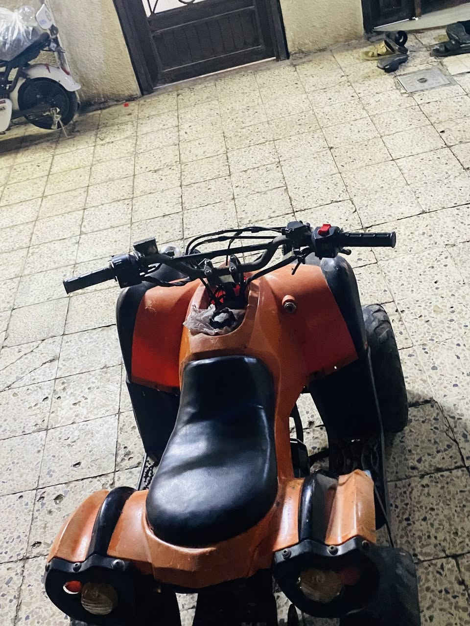 دراجه للبيع رباعي. تشتغل سلف ليت اشاير شغال كلشي مايعوزه  كير توماتيك السعر 250بي محال قليل الرقم ***********
