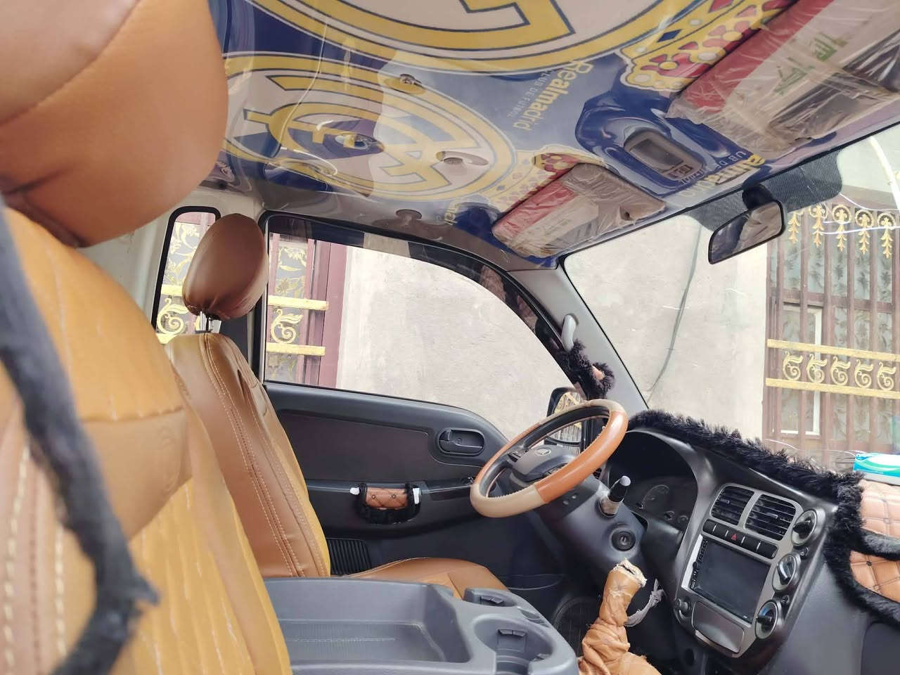 كيه بنكو/2700/موديل/2017رقم واسط دولي بأسمي
سياره مكفوله كفاله عامه من الصبغ والحار والبارد وظع الشركة كير محرك اكسن كفاله حداديه جديده تخم تاير جديد تبريد شغال ثلج مدوشمه مجلده كامل شاصي ورقم شاصي كفاله سنويه مجدده لل /2029تريد تحويل تريد وكاله ابيع سونار سونار السعر/١١٨
سياره جديده جديده واني مسىول عن كلامي
عنوان بابل الشوملي
***********

***********
