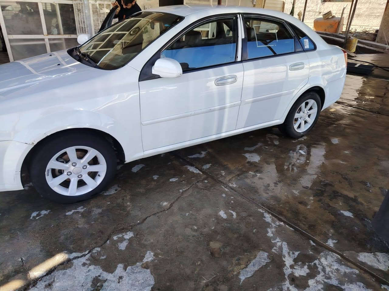 اوبترا 2011  رقم بغداد  محرك  كير مكفول سيارة نظيفة وجاهزه ايي نقص مابيها والسونار مرفق مع الصور
السعر 85
لاتصال ع صاحب السيارة ***********.   

  مكان صلاح الدين قضاء الدجيل
