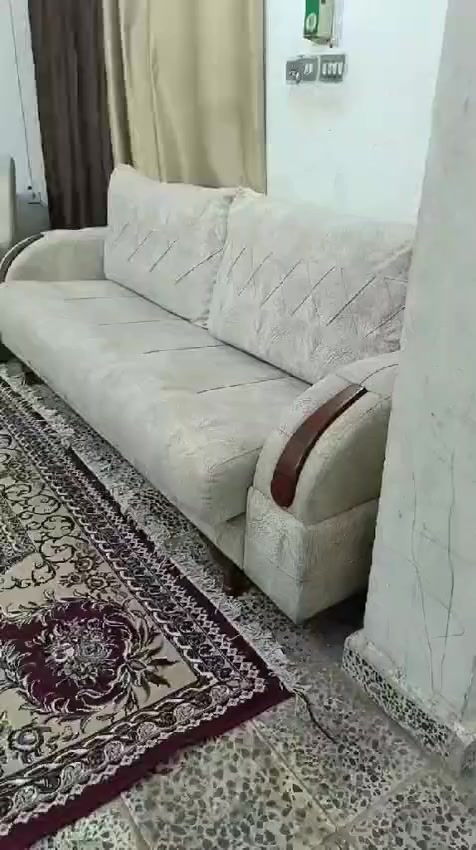 تخم ١٠نفرات سريري مخزن كلش نظيف السعر ٦٥٠مع المجال


**إذا كنت صاحب هذا الإعلان وتريد حذفه لأي سبب، رجاءا أرسل رسالة إلى الدعم الفني**