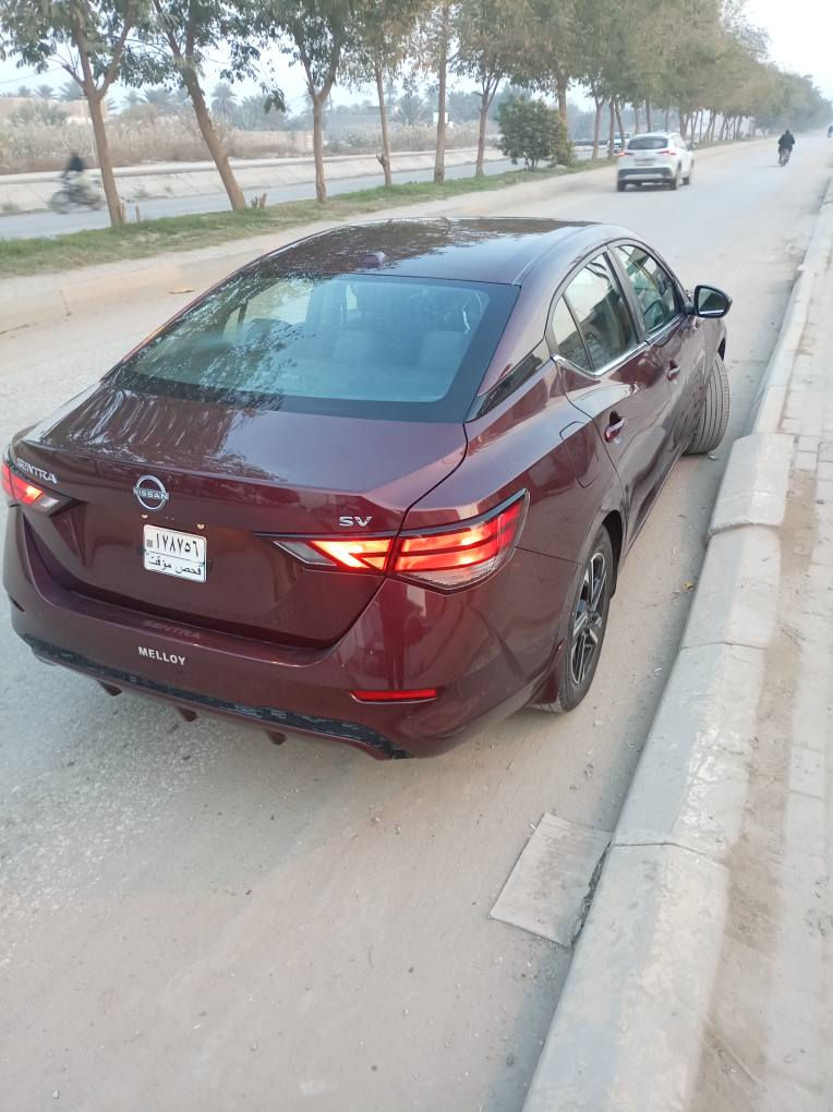 السلام عليكم
 نيسان سنترا موديل 24 للبيع
حادثه جاملغ وباب السكن مبدلات وبيه تعديل  بارد بالدوسه ومصبوغه على كد شبر بدون  شواصي بدون داخل سياره دخول جديد باقي السياره مكفول تجي تفحص سونار كير مكينه مكفولات السياره ماشيه 12200 ميل  السياره باسمي تحويل ثاني يوم تترقم اي محافظه
اريباك طاك دركه وسترين وبردة
مواصفات السياره
رادار امامي
رادار خلفي نقطه عمياء
اوتو ستوب شاشه كامره دواره
حساسات خلفيه
كشن هيتر
تدفئة ستيرن
سعر السياره 138 وبيه مجال مكان السياره كربلاء الهنديه للتواصل *********** كربلاء, العراق
