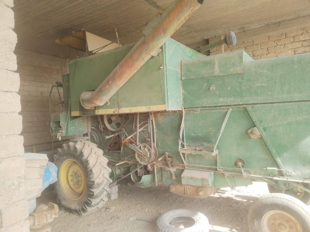 سلام عليكم
حاصده جوندير
موديل 1981
رقم نينوى 
عنون الموصل 
***********
***********
