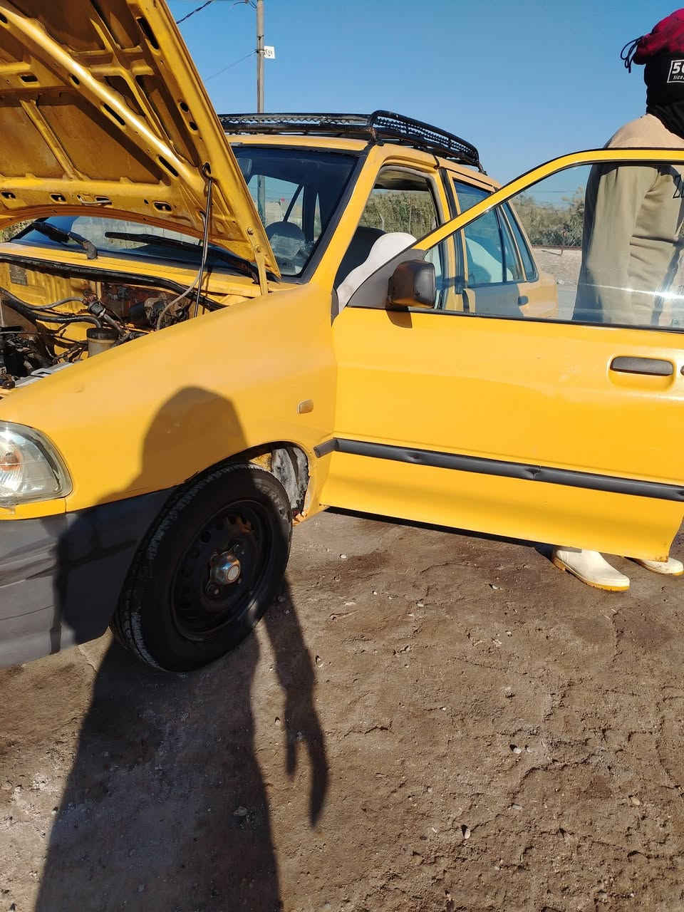 سلام عليكم سايبه مديل 12 رقم بابل انكليزي  مصفره هيه وغرمات شرط قد مرور سعر 30 
***********
