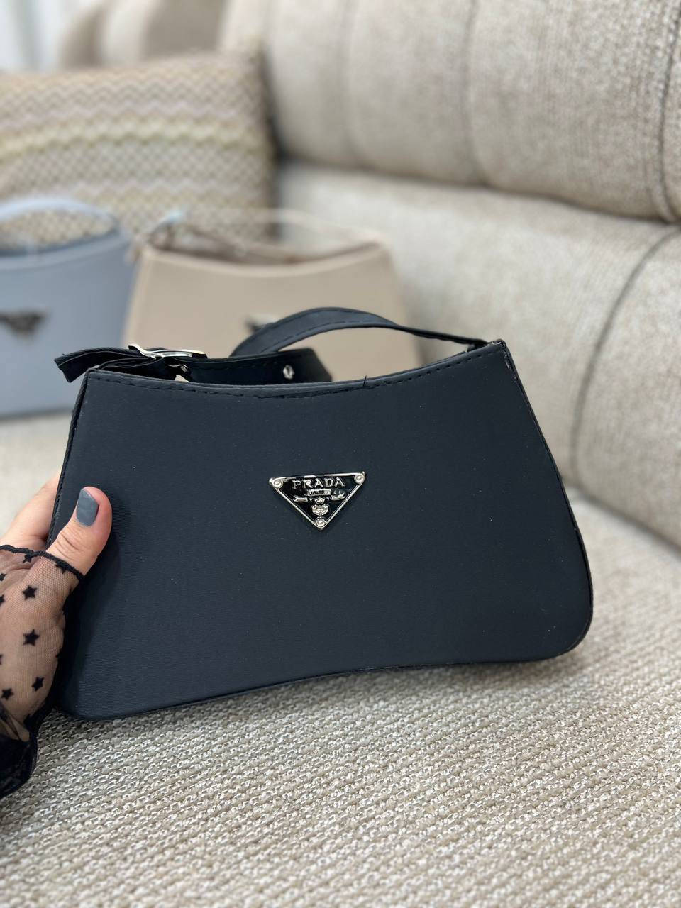 سعر القطعه 5 الاف
يوجد توصيل


**إذا كنت صاحب هذا الإعلان وتريد حذفه لأي سبب، رجاءا أرسل رسالة إلى الدعم الفني**