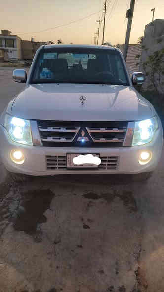 باجيرو 2013 حبتور
محرك 3500

فول موصفات لون ابيض صدفي
  تخم تاير 
منظومة غاز 
تبريد 
 ثلاجه
فتحه 
تحكم استيرن
دمام
مكفوله 
رقم بغداد
مكاني العماره 

السعر 170 وبيها مجال للشراي 
***********
