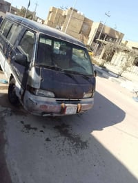 كيا للبيع مكينه وكير جدد ونجي توني شاهدن  سياره حلوه عوزها شغل بسيط  س...