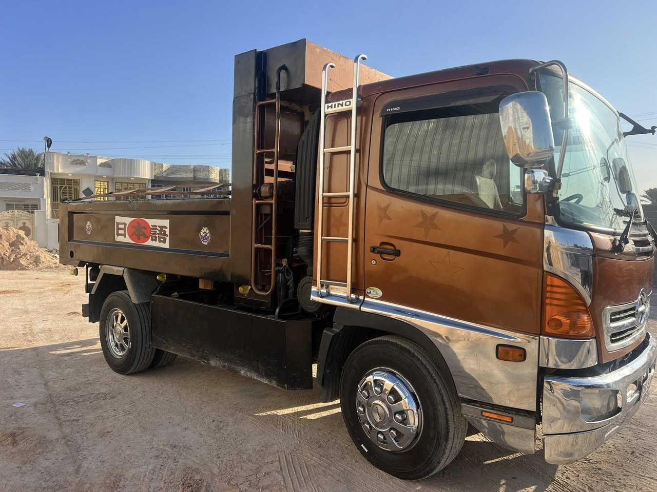 هينوشيطان للبيع قلاب محرك 5سلندر سوبر سايد أبريك هوء فحل8برغ سياره فول موصفات كفاله عامه رقم بغداد بسمي لاسفسار ***********
