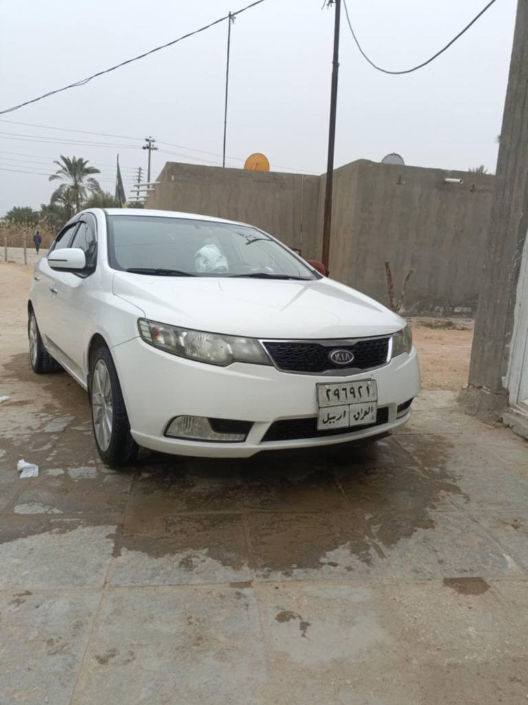 السلام عليكم سيراتو ١٣ م كفاله عامه رقم اربيل قديم
كامره حساسات خلفيه كير ٦ نمر  مكينه وكير كفاله
سعره ١١٠ بيه مجال ***********
