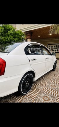 اكسنت • ٢٠١١ • ماشي ١٣٠٠٠٠