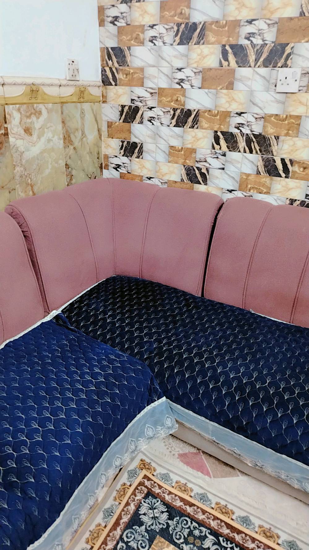 سلام عليكم عيني عندي هاي للبيع الي يحب يتواصل وياي
عنوان/نهاية حي يور، الغرير، زراعيه