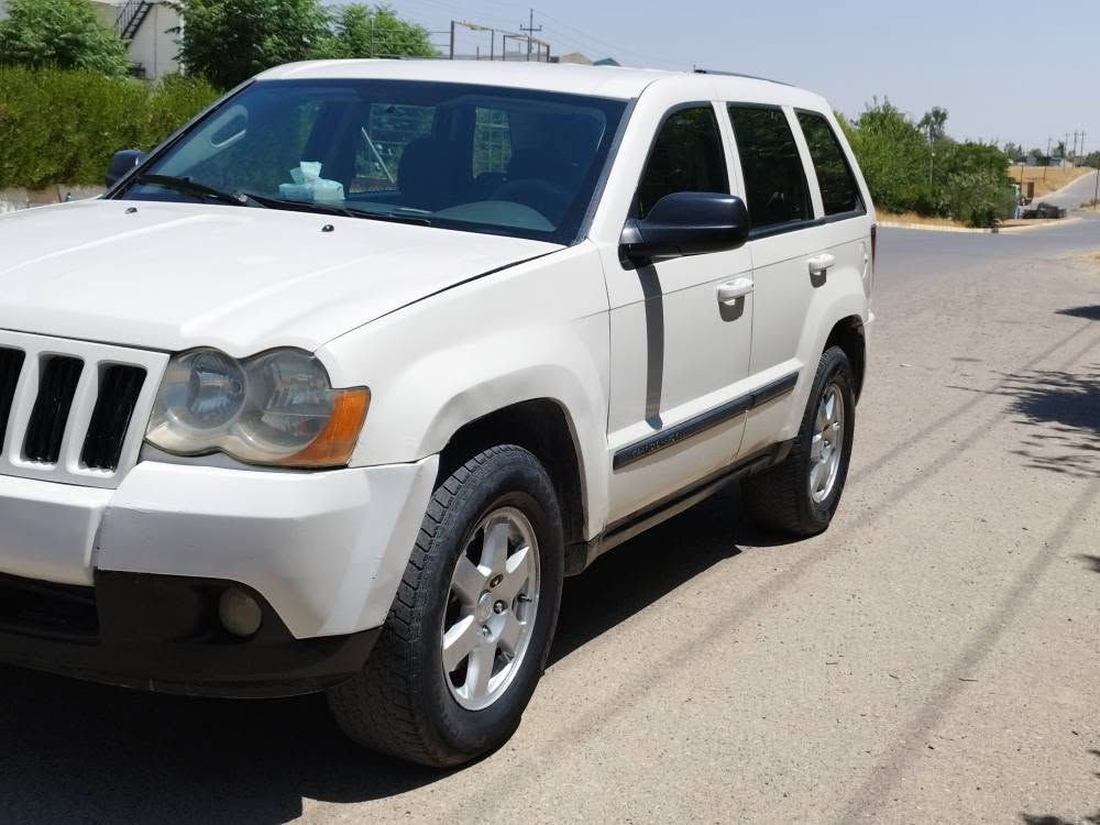 بەناوی خوا
jeep cherokee grand laredo 2008 
بۆفرۆشتن رەقەم بەصرە بەشەرتی ئەوەیلات و حاسیبە و غەرامە و باناوکردن سەنەوی بەسەرچوە 
گێر و مەکینەی بیلادی شەش بستۆن بەشەرتە 
کارەبای بەشەرتە تەبریدەکەی تەنها غازی دەوێت  
قەرزو قیستم نیە 57 وەرەقەو مەعمەلە 
نامە بنێرن شمشمل, السليمانية


**إذا كنت صاحب هذا الإعلان وتريد حذفه لأي سبب، رجاءا أرسل رسالة إلى الدعم الفني**