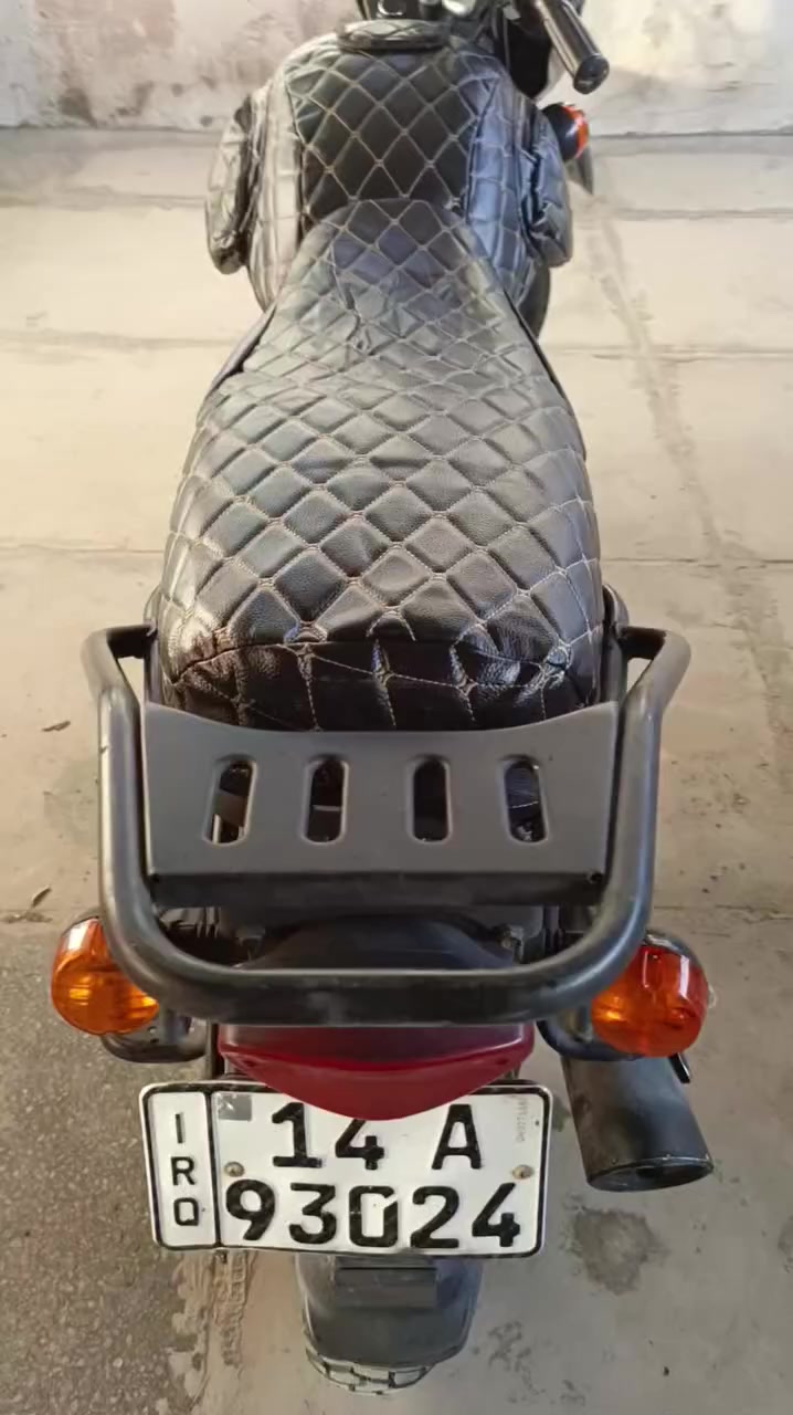 دراجه بوكسر جبلي رقم وسنوية
موديل 21 
السعر 1750
البصره حي الاصدقاء 
للاستفسار الاتصال على الرقم 
***********
