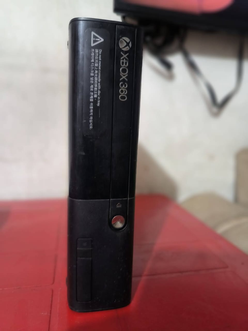 السلام عليكم 
عندي بلي ثري و XBOX 360  مهكرات اريد اروسهم ببلي 4 سلم او pro مهكر نظام ٩ او ١١ عادي
الجهازين ثنينهم بيهم 80 لعبة و الالعاب المشهورة و حصريات البلي
الثري يجي وياه هارد خارجي بيه اغلب الالعاب والاكس بوكس ما يجي وياه وموجود شاحنة للثري اصلية حتى تگدر تحطهة على اي شاحنة تلفون TYPE-C تشكل اليدة وتشحن
الجهازين يجي وياهن يدات بس عطلانات يعني ال٣ يجي وياه ٧ تقريباً بس كلهن بيهن عطل واحد و الXBOX يجي وياه ٢
نظيفات الاجهزة و ما مفتوحات ابد 
وكاملة الملحقات ال power supply مال ال XBOX و الكيبل مال ٣ موجود وحتى يجي وياه كيبل HD
الموقع بغداد العبيدي قرب البدليات ماكو توصيل


**إذا كنت صاحب هذا الإعلان وتريد حذفه لأي سبب، رجاءا أرسل رسالة إلى الدعم الفني**