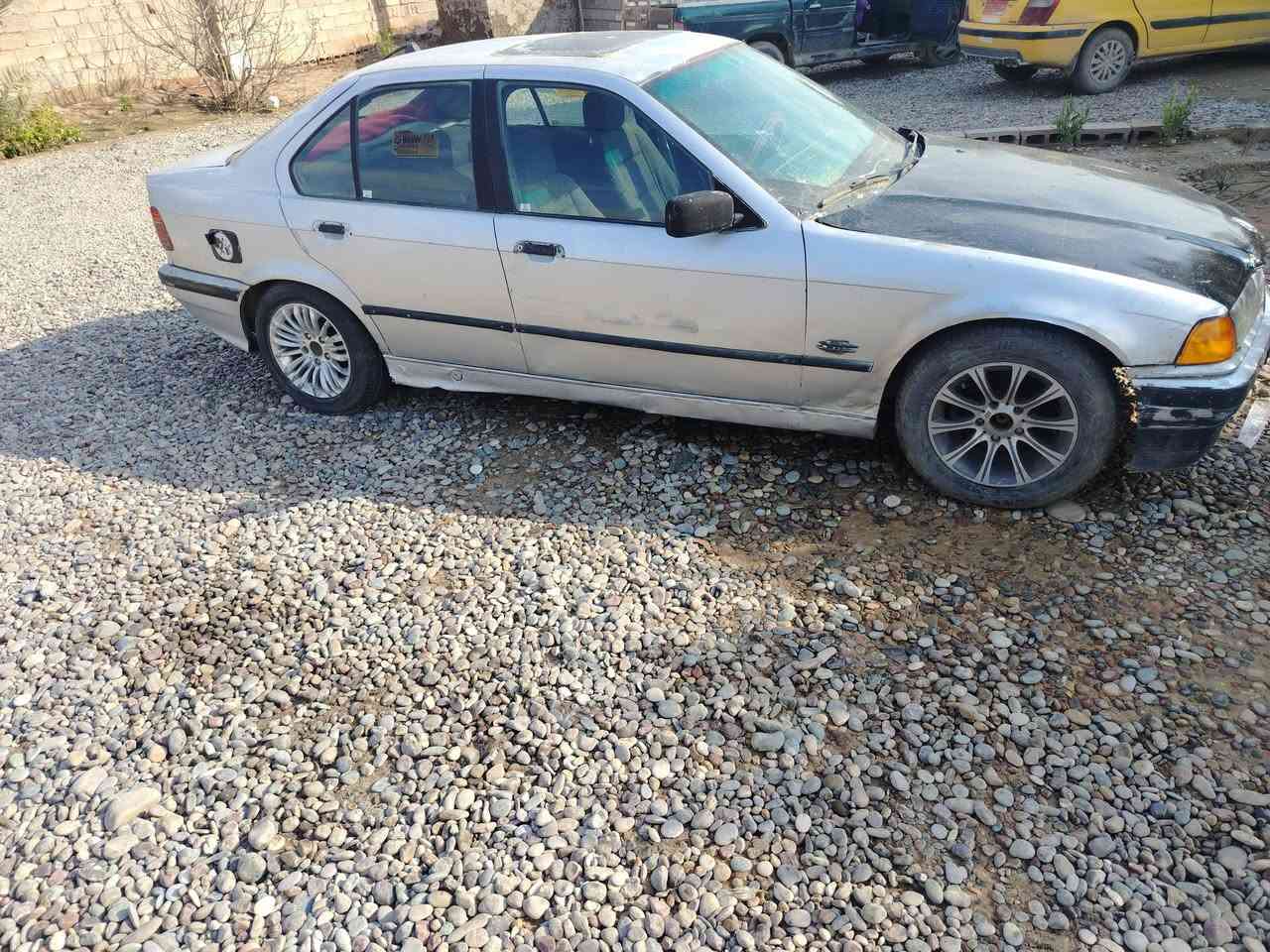 السلام عليكم للبيع بي ام s36 محرك 4 وكير ومحرك شرط لاصرف لاتبخير صدر امامي شرط تايرات امامي جدد  گيوجه  شغاله لايت عالي ناصي جوم جوبي. سياره فحص الانبار ماندل صاحبها ابيع هيج السياره
. السعر المطلوب 15وبيه مجال ومراوس هم يرهم حسب القناعه 

الاستفسار اكثر الاتصل علئ هذا الرقم ***********
