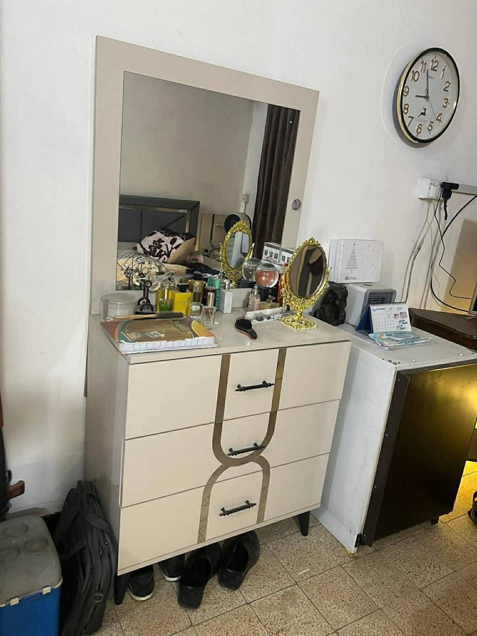 5 قطع 450 بيها مجال


**إذا كنت صاحب هذا الإعلان وتريد حذفه لأي سبب، رجاءا أرسل رسالة إلى الدعم الفني**