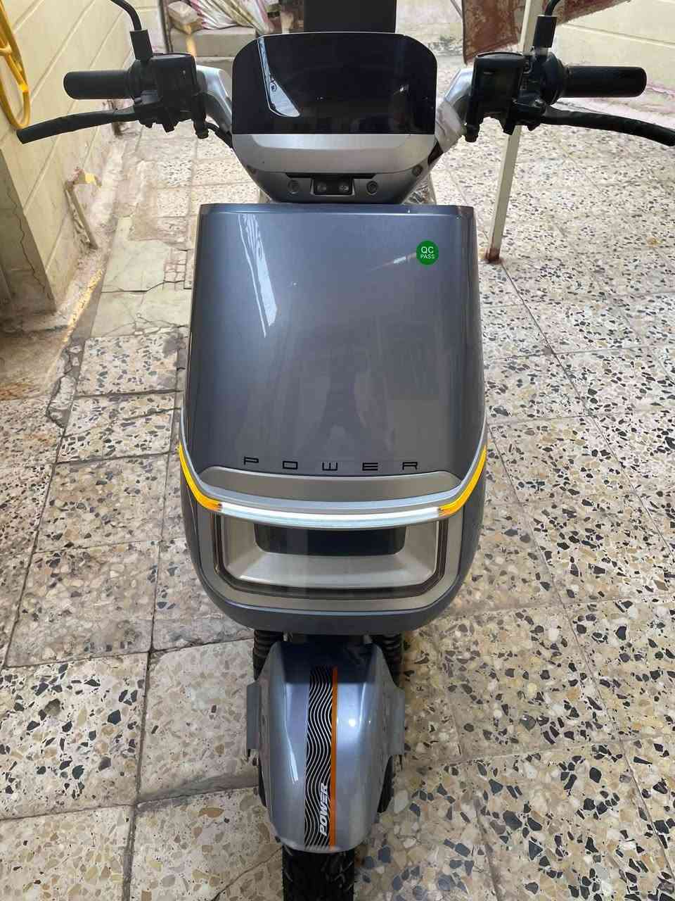 دراجة شحن شبه جديدة استعمال نضيف الواقع احلى السعر 650 ألف مع المجال البسيط.. للاتصال ***********
