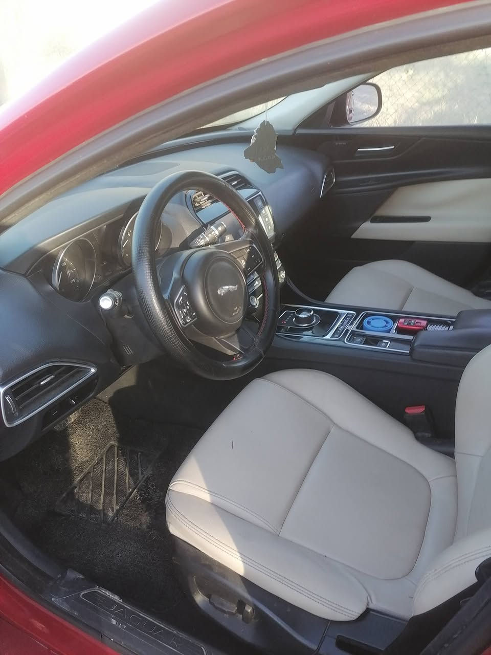 جاكوار xe 2018 بيع او مراوس
مكينة 2000 تيربو فول مواصفات شاشة كامرة كير ماوس تحكم ستيرن مري شفط بانوراما كشنات جلد كهرباء بصمة ويل كب السعر 123
*********** ديالى الغالبيه
