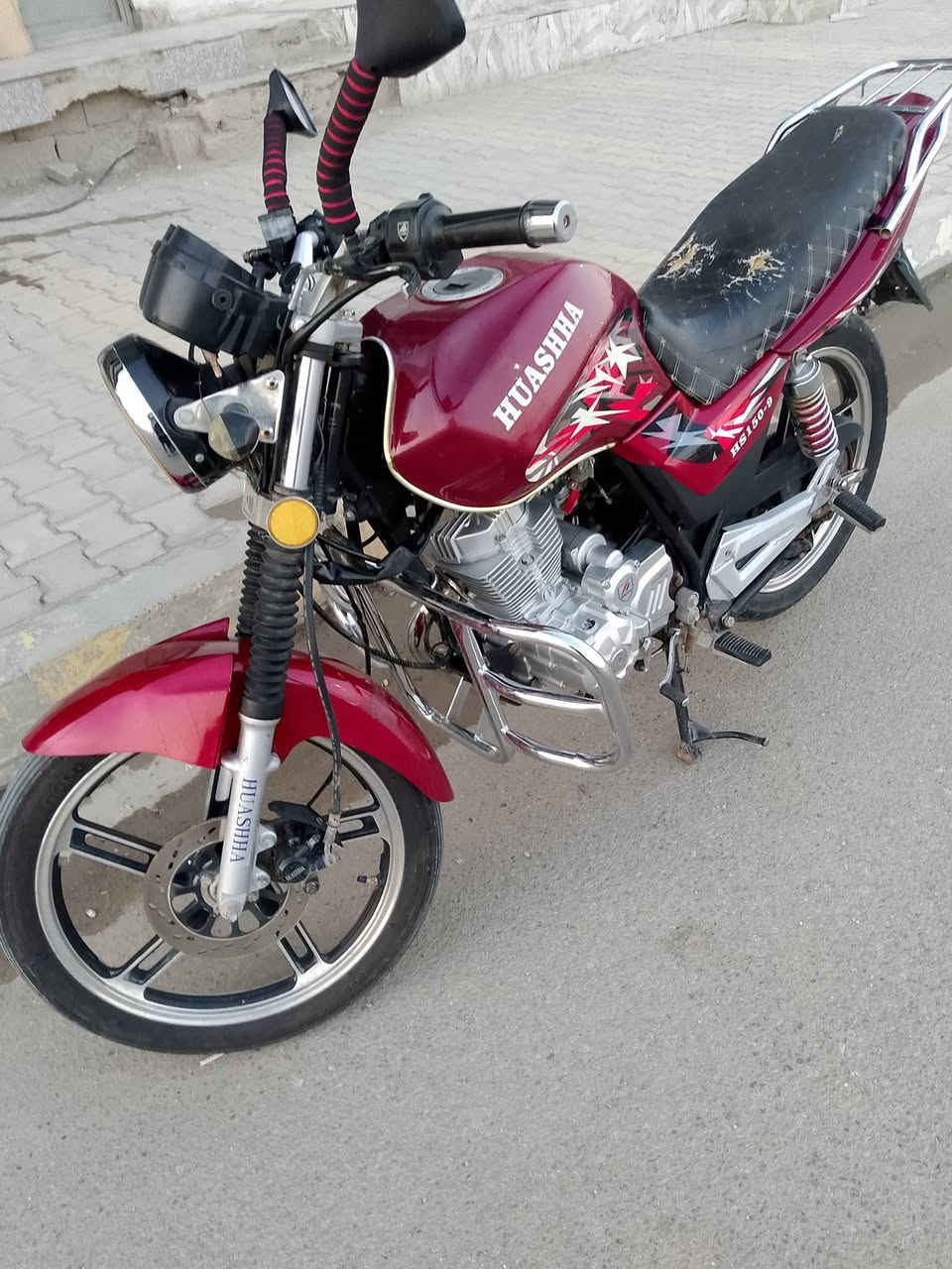 دراجه هيوشه نظيفه جدا محرك ناعم كهربائيات شغاله موديل 23 أوراق كامله سعره 700 الشراي يراسلني


**إذا كنت صاحب هذا الإعلان وتريد حذفه لأي سبب، رجاءا أرسل رسالة إلى الدعم الفني**